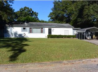 1352 W Riviera Dr, Mobile, AL 36605