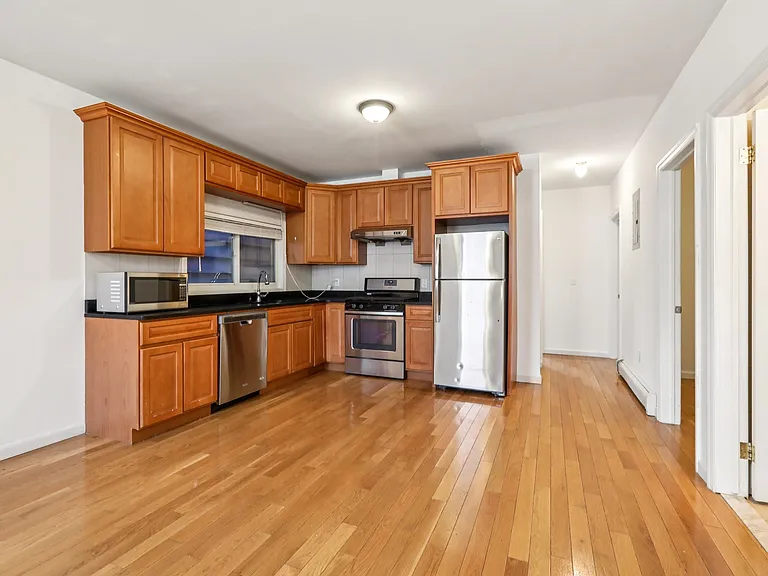 66 Chestnut Ave #1 — Photo 12