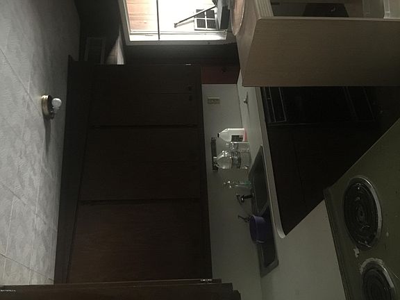 4th image of 4132 LOCKHART Drive N