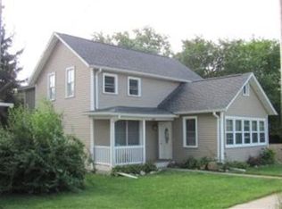 3608 Hollyridge Ln, Cambridge, WI 53523