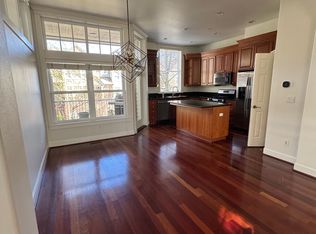 355 3rd St, Lake Oswego, OR 97034