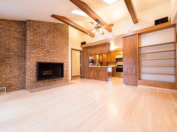 5th image of 2604 Cromwell Ct