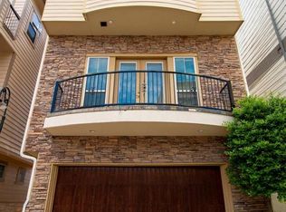 114 Heights Blvd UNIT C, Houston, TX 77007