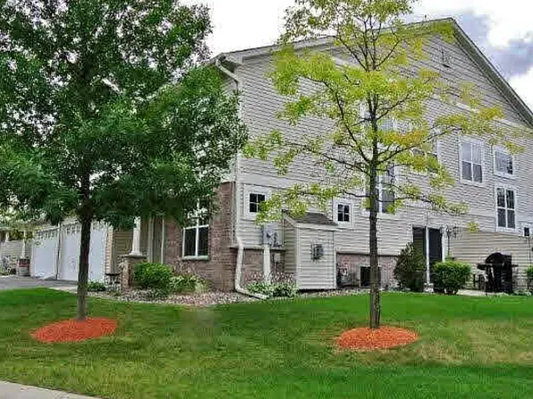 1554 Independence Dr, Northfield, MN 55057