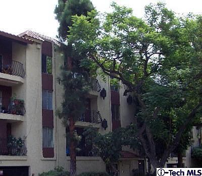 1st image of 330 N Jackson St APT 109