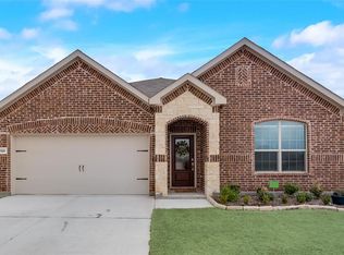 2128 Whispering Sage Blvd, Royse City, TX 75189