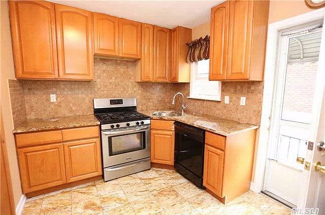 2nd image of 629 S 9th St