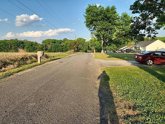 4th image of 28768 Dorning Rd