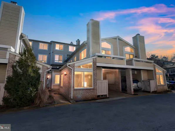 9864 Dockside Ter, Montgomery Village, MD 20886