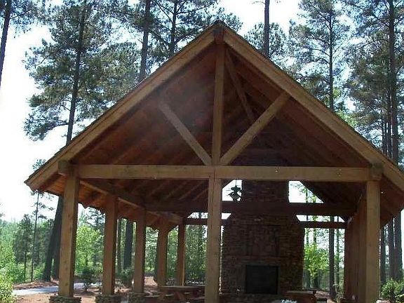 4th image of 428 Riverstone Dr