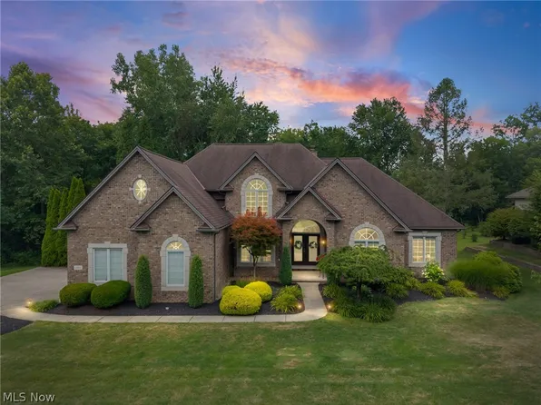 11911 Nottingham Pkwy, North Royalton, OH 44133