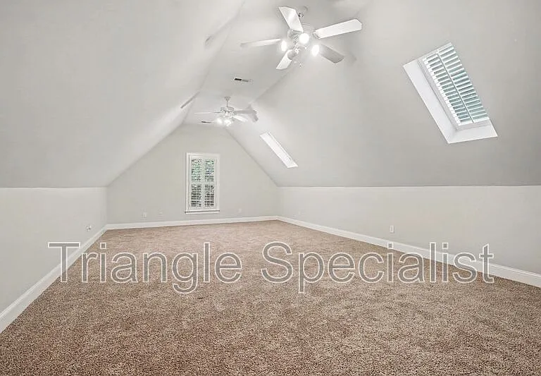 6121 Carlyle Dr — Photo 39