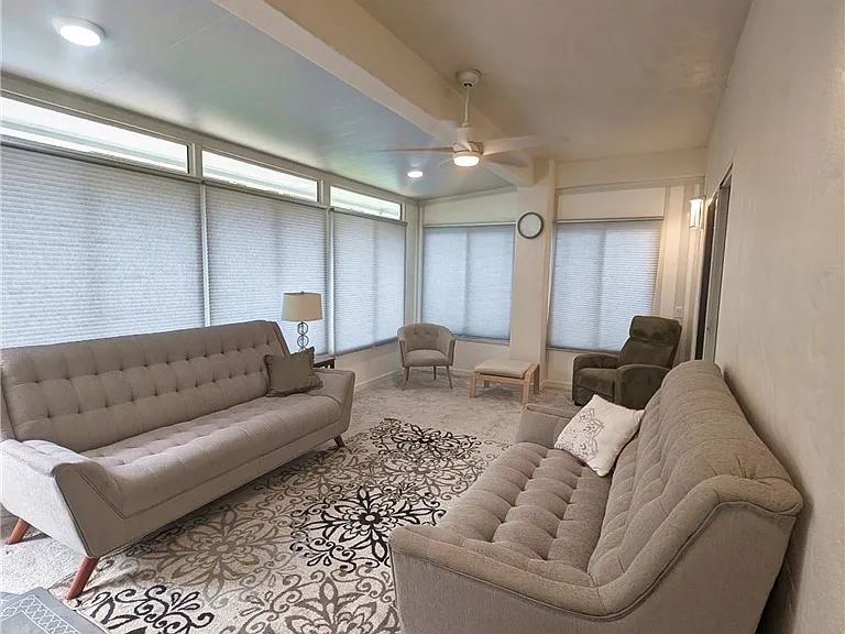 1611 Costa Del Sol — Photo 28