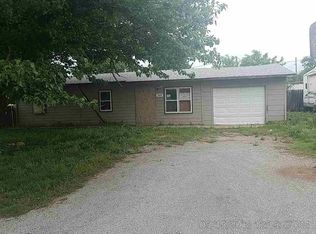 309 Allen Dr, Sentinel, OK 73664