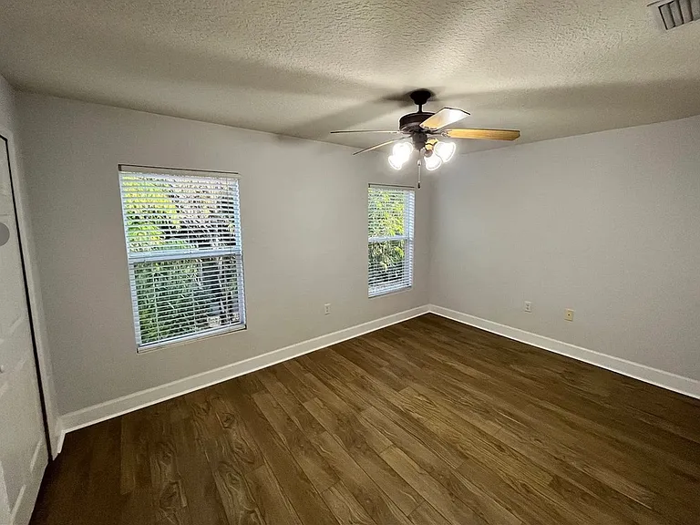 3641 Titanic Cir — Photo 22