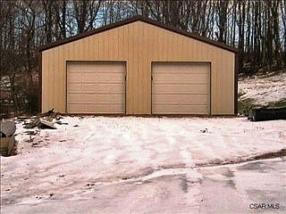 4th image of 1691 Pirgrim St