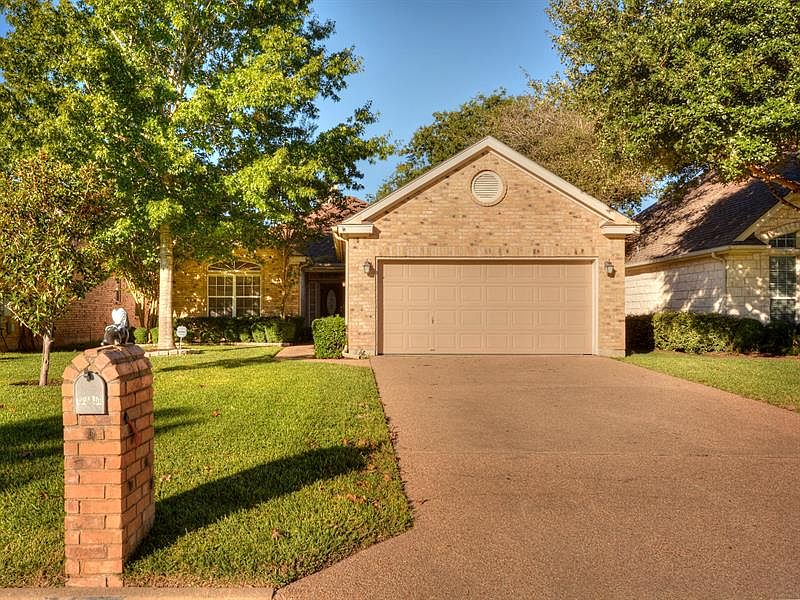 1st image of 10320 Shinnecock Hills Dr
