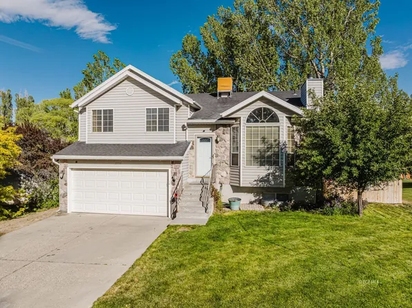 2154 Sierra Dr, Elko, NV 89801