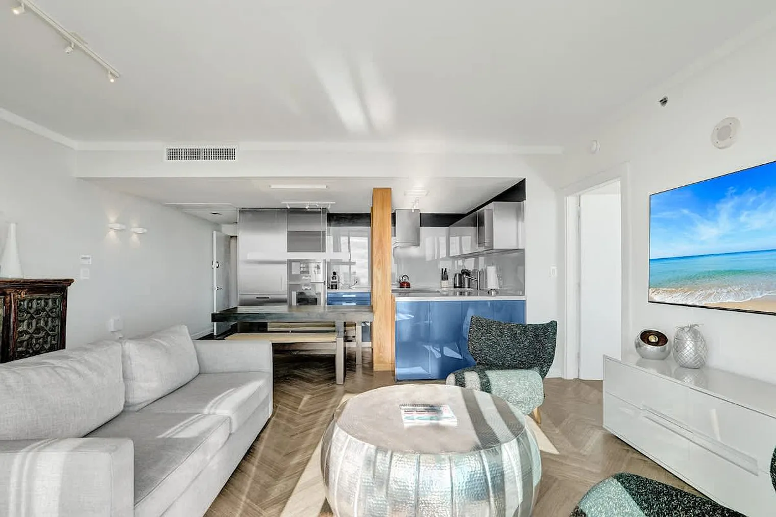 2 bed, 2.0 bath, $22,330 — Photo 4