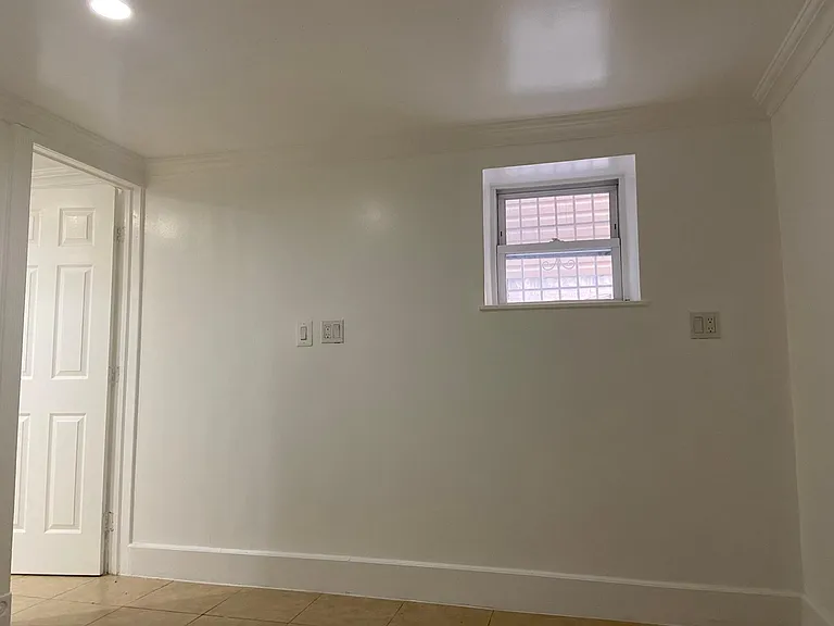 838 Vincent Ave #B — Photo 3