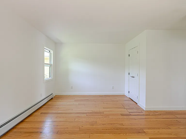 776 Mitchell St — Photo 14