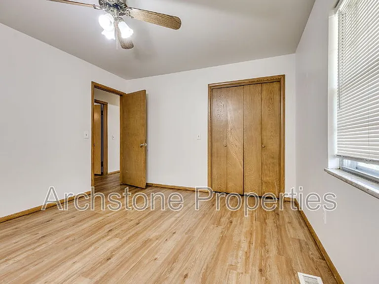 3121 Lakeside Dr — Photo 22