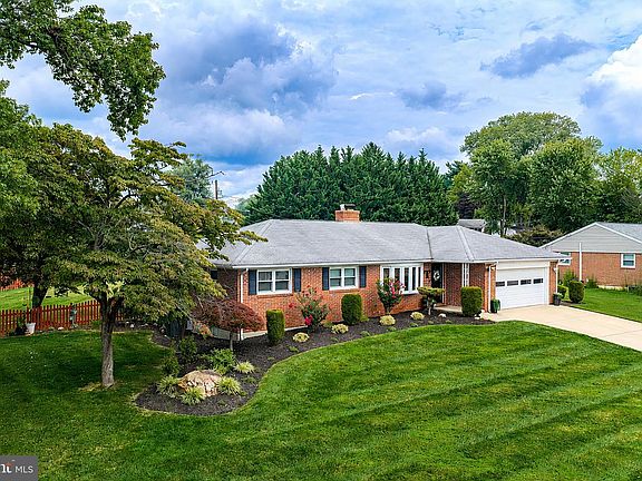4th image of 1508 Southview Rd