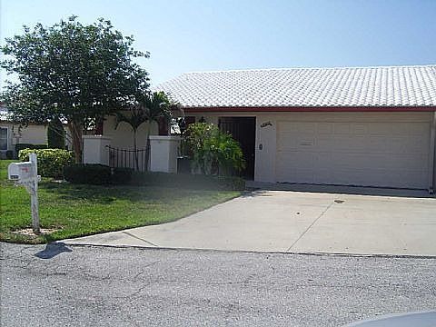 2nd image of 6608 12th Ave W