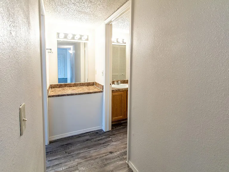 $500 FREE! PET FRIENDLY! APPLY ONLINE! — Photo 17