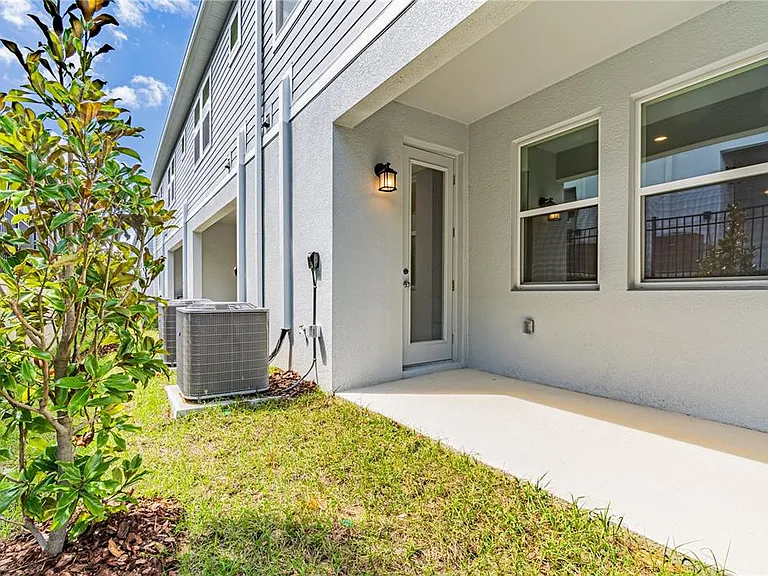 3119 Kurtz Ter — Photo 8