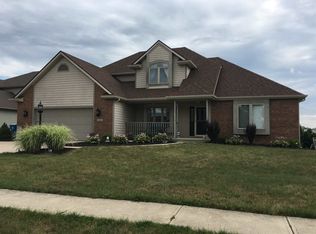 10835 Ashton Dr, Fort Wayne, IN 46845