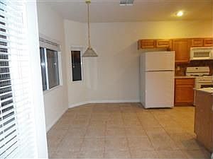 4th image of 1143 Chestwood Ave
