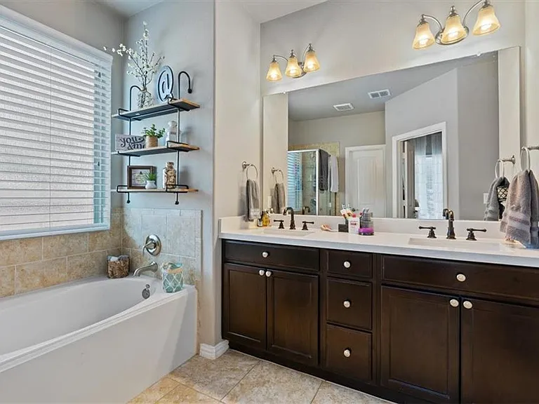 12311 Altamira St — Photo 15