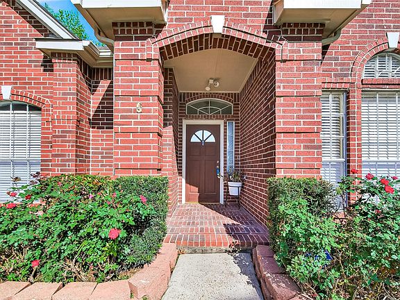 5th image of 20839 Rivershire Ln