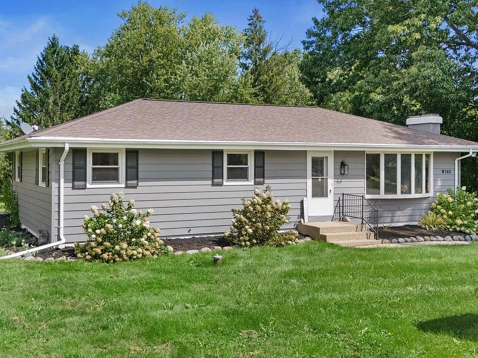 1st image of W140 Belleview AVENUE