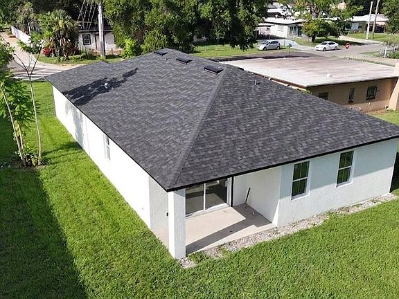 3rd image of 601 W Miller St