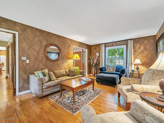 4th image of 2914 Margate Ln