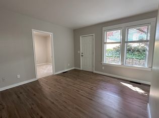 3837 23rd Ave W #5, Seattle, WA 98199