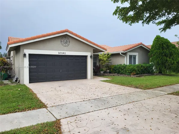 10141 SW 16th Ct, Davie, FL 33324