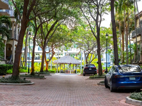 2601 NE 14th Avenue #302, Wilton Manors, FL 33334