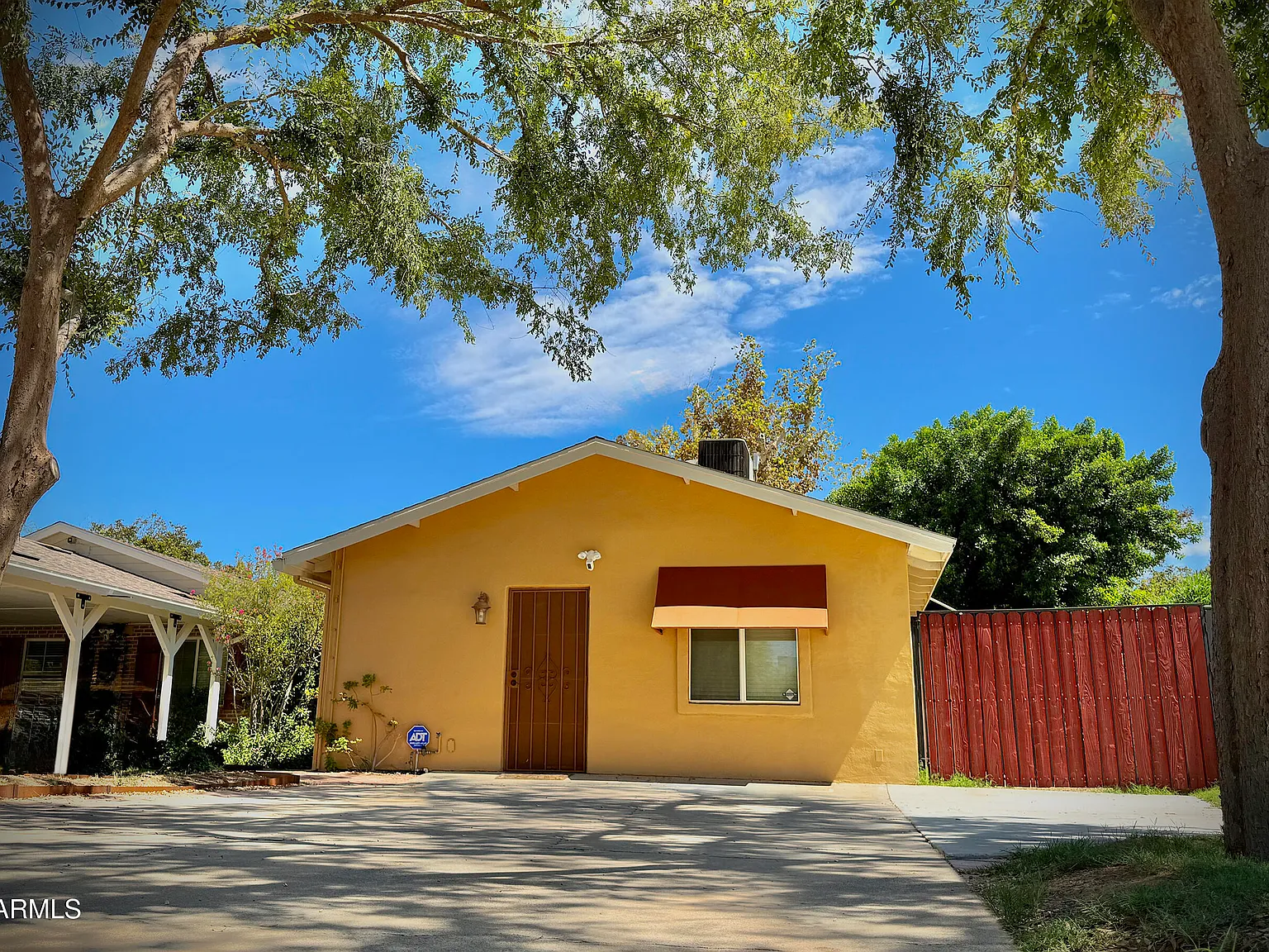 1 bed, 1.0 bath, 500 sqft, $1,800 — Photo 1