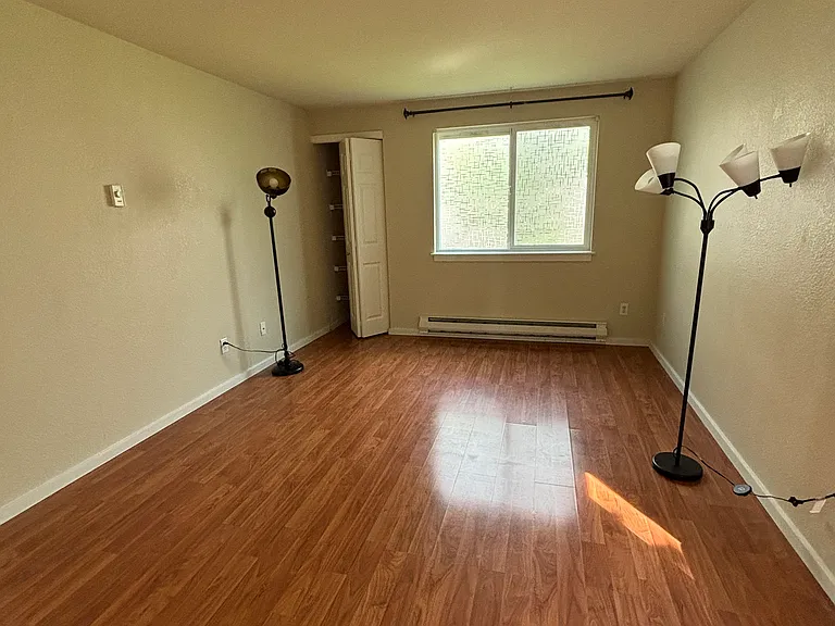 12625 SE 41st Pl #F104 — Photo 8
