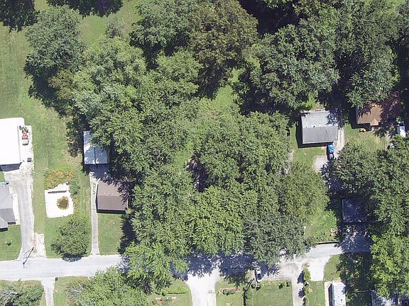 3rd image of 132 James Rd