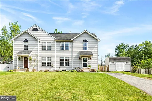 18 Robindale Dr Photo 1