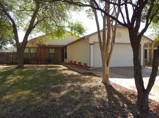 9426 Valley Way Dr, San Antonio, TX 78250