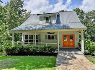 9750 Lee Cir, Gainesville, GA 30506