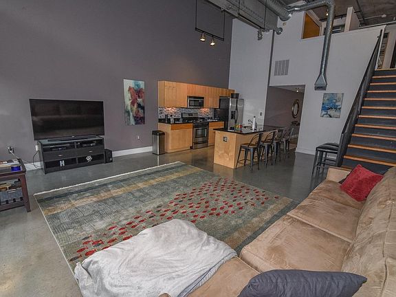 4th image of 353 W 4th St Unit 304