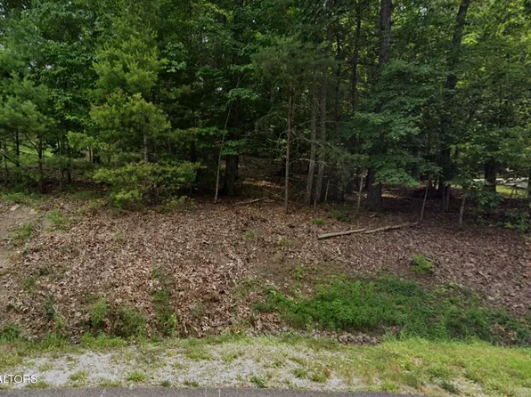 36 Markham Ter, Crossville, TN 38558