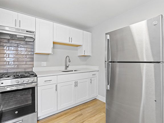 5th image of 1274 Logan St APT 202