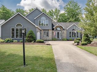 13977 Trenton Oval, Strongsville, OH 44136